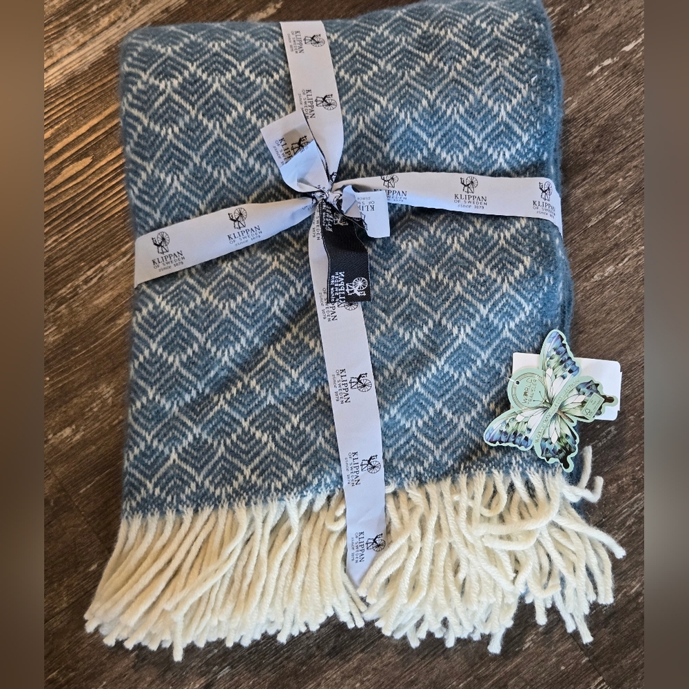 Klippan Throw Blanket 100% Wool Pampas Blue Herringbone Woven 51"x79"